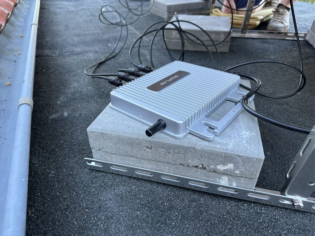 EcoFlow-STREAM-Balkonkraftwerk-Wechselrichter-1024x768