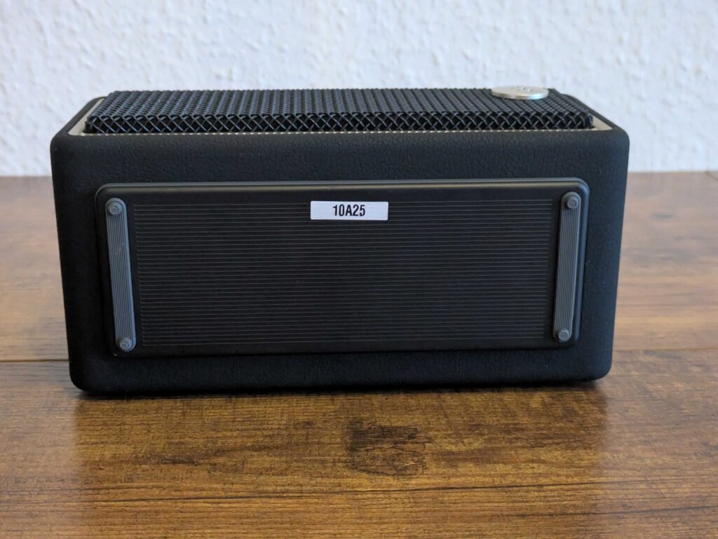 Edifier ES60 Lautsprecher von unten