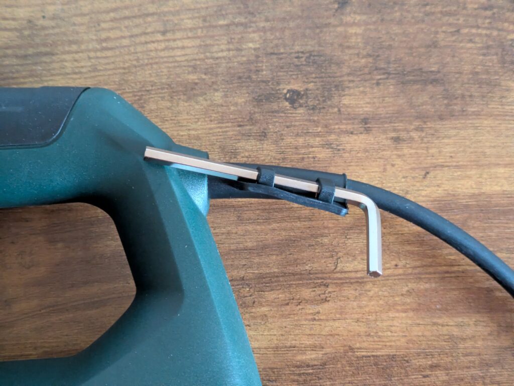 Inbusschlüsselhalterung der Metabo STEB 65 Quick Stichsäge