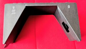 JBL Tour One M3 Noise-Cancelling-Kopfhörer Verpackung für Zubehör