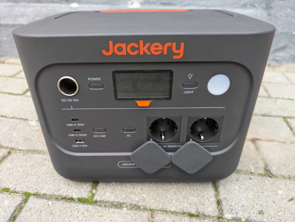 Jackery 1000 v2 Powerstation von vorne