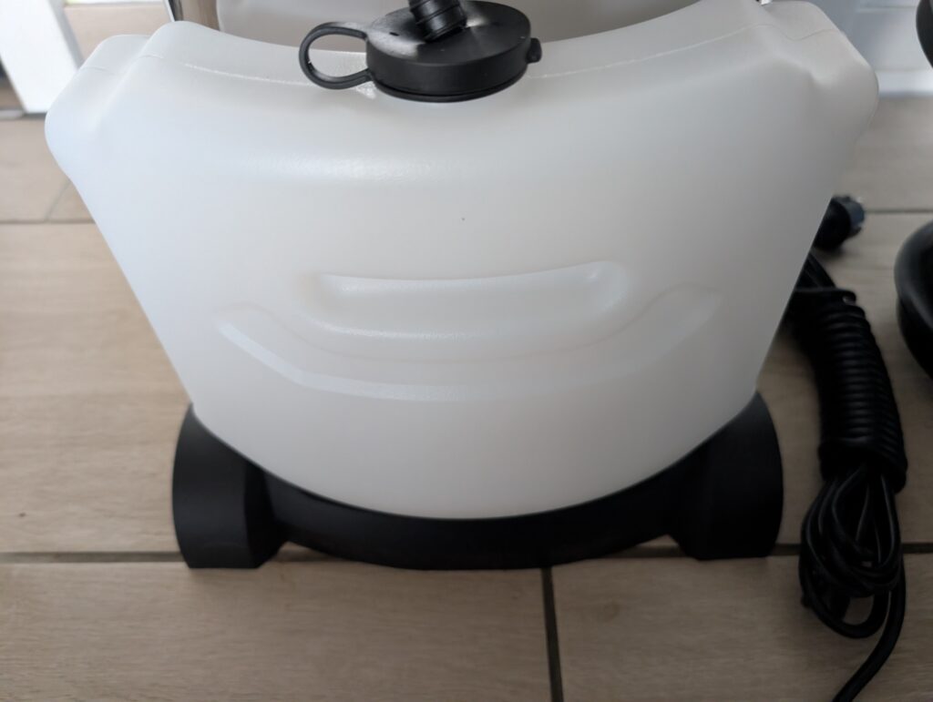 Scheppach SprayVac20 Waschsauger Wassertank Detail