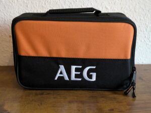 Tasche der AEG PST 500 Stichsäge von vorne