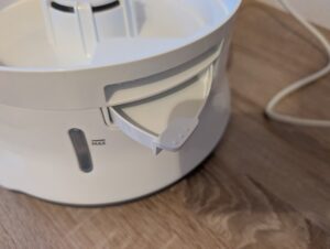 Tefal Convenient Series Deluxe VC502D Dampfgarer seitliches Tray zum Nachfüllen von Wasser geöffnet