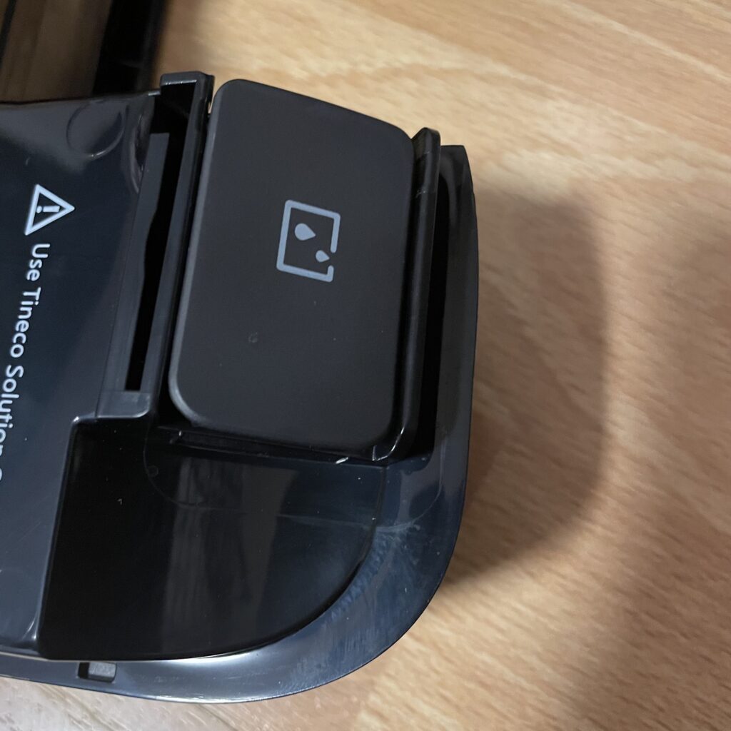 Tineco Floor One S7 Hartbodenreiniger Wassereinlass