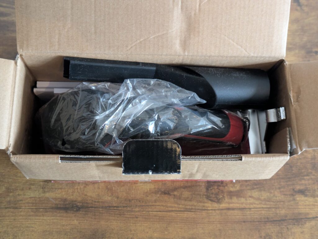 Verpackung der Einhell TE-JS 1880 Li – Solo Stichsäge geöffnet