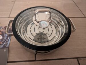 WMF Vitalis Dampfgarer Dämpfeinsatz im geschlossenen Topf