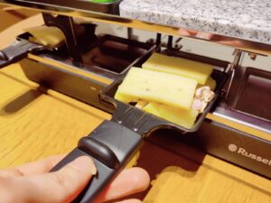 Russell Hobbs 26280-56 Raclette Pfännchen im Betrieb