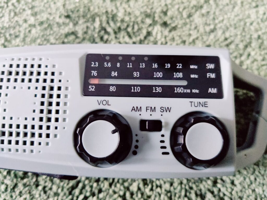 Gemmac XLN-383SW Kurbelradio Bedienfeld