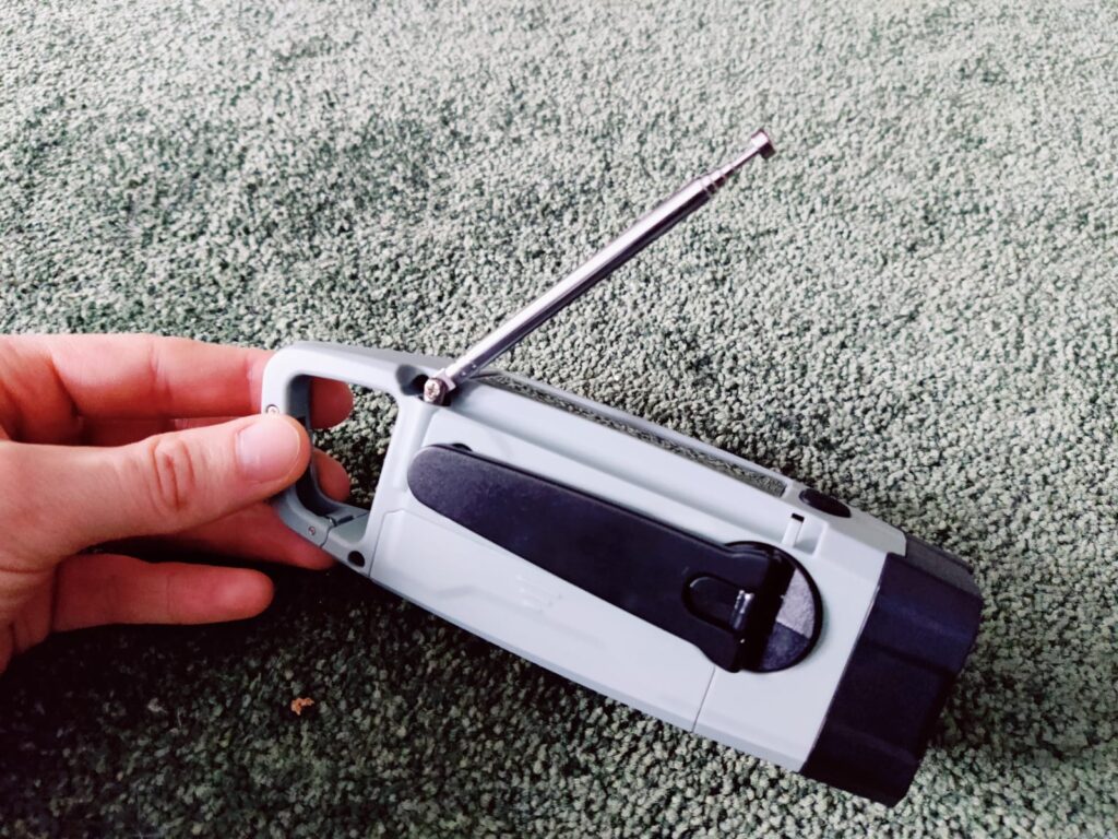 Gemmac XLN-383SW Kurbelradio Teleskopantenne eingefahren