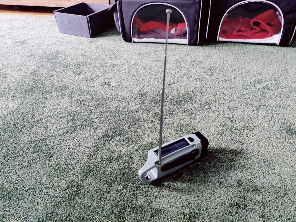 Gemmac XLN-383SW Kurbelradio Teleskopantenne ausgefahren