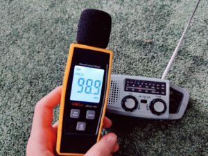 Gemmac XLN-383SW Kurbelradio Lautstärke auf höchster Stufe