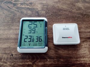ThermoPro TP65 Hygrometer Startvergleich mit Sensor