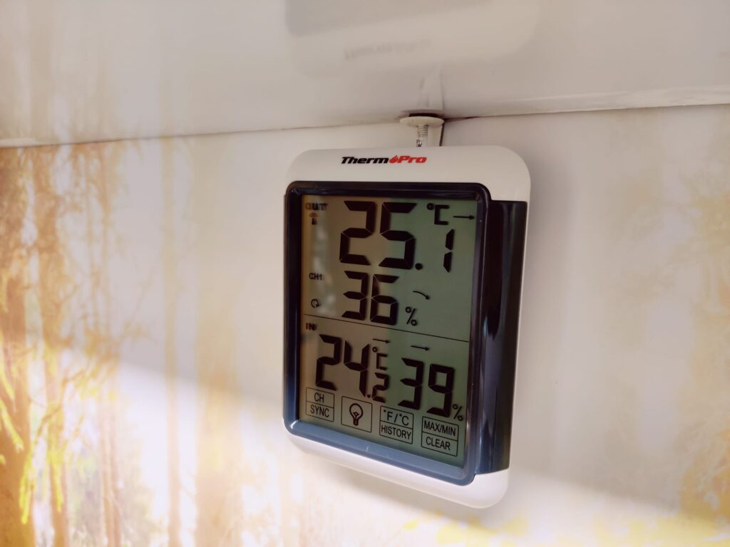 ThermoPro TP65 Hygrometer Hakenmontage