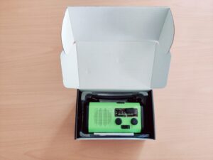 Fuqiduo XSY330 Kurbelradio Verpackung offen