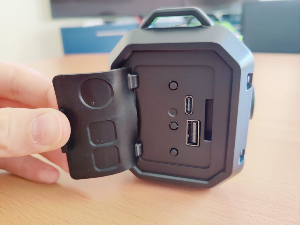 Fuqiduo XSY330 Kurbelradio USB-Ladeanschlüsse