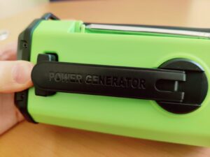 Fuqiduo XSY330 Kurbelradio Kurbel eingerastet