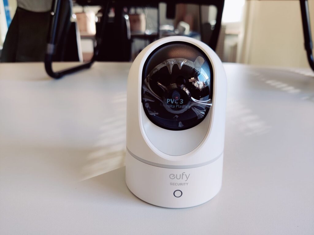 eufy E220 Überwachungskamera ausgepackt