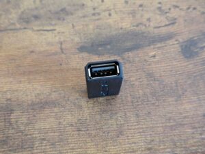 Adapter der HATOR Skyfall 80 MAG Ultima 8K Gaming-Tastatur (3)