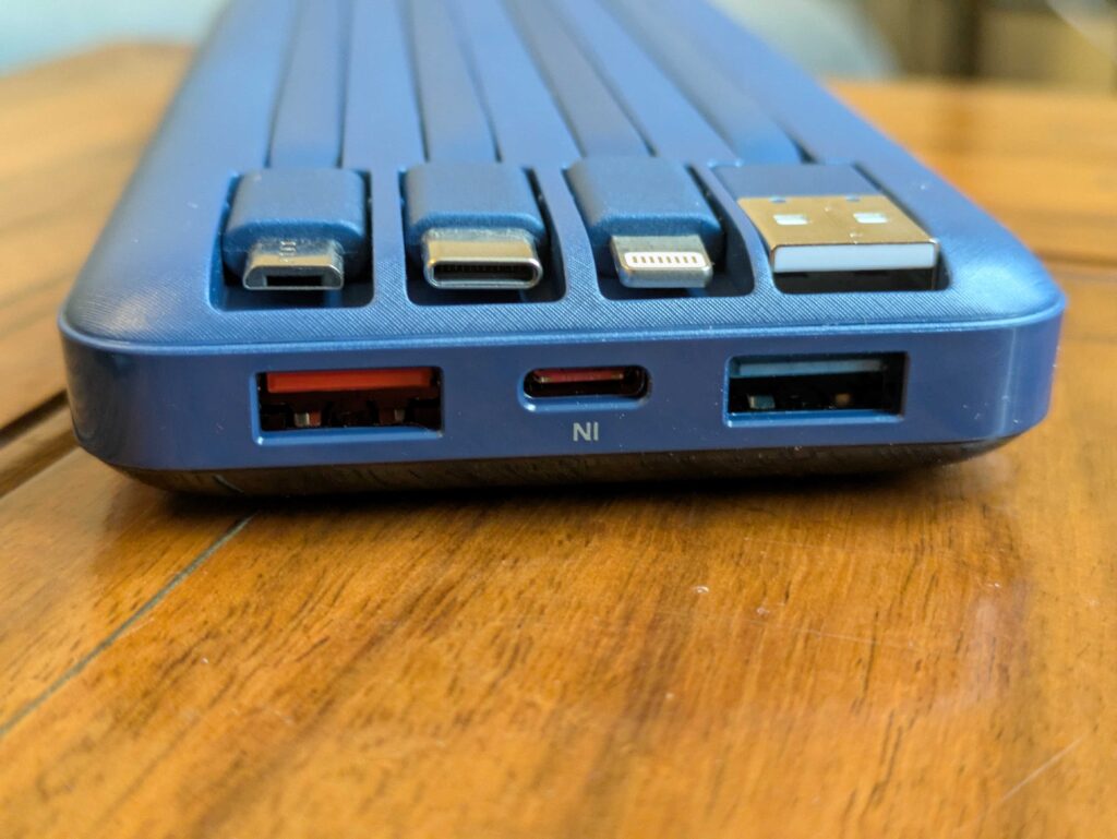 Anschlüsse der Charmast C2065 Powerbank