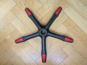 Drehkreuz des Bagazzia Racingreat Gaming-Stuhls von oben