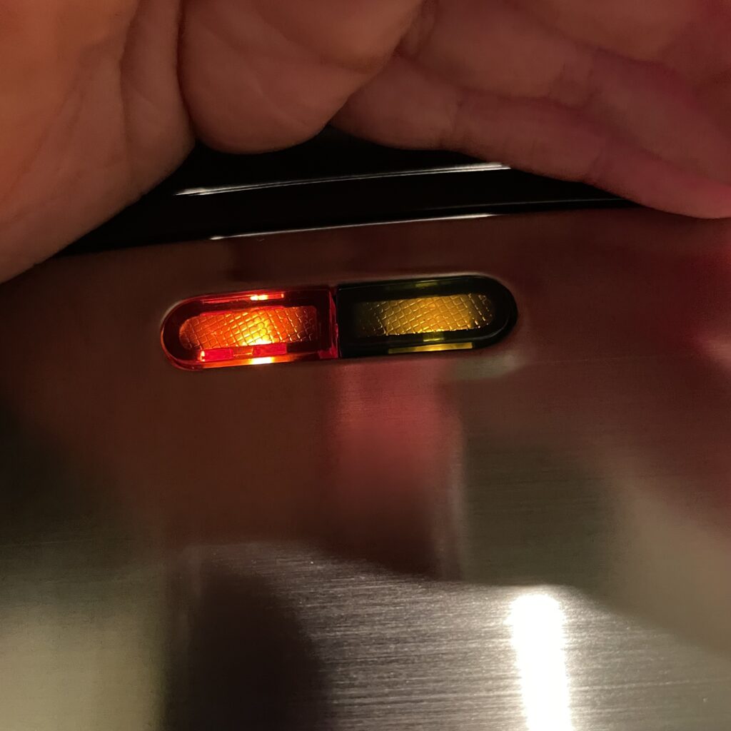 Emerio ST-120889 Sandwichmaker grüne Leuchte