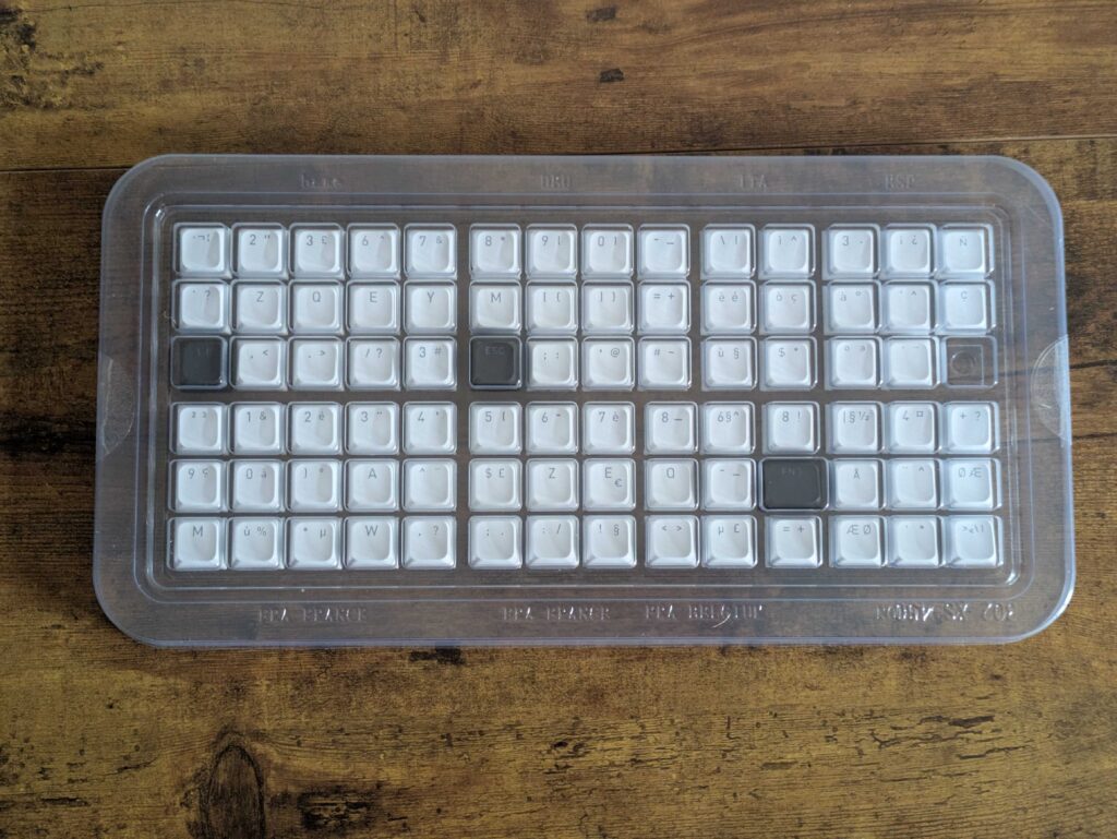 Ersatzkappen der HATOR Skyfall 100 Pro Wireless Gaming-Tastatur