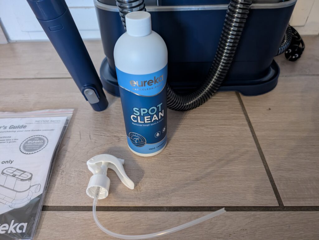 Eureka NEY100 Waschsauger Reinigungslösung und Sprühkopf