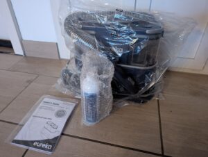 Eureka NEY100 Waschsauger ausgepackt