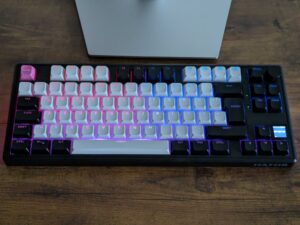 HATOR Skyfall 80 MAG Ultima 8K Gaming-Tastatur mit RGB (2)
