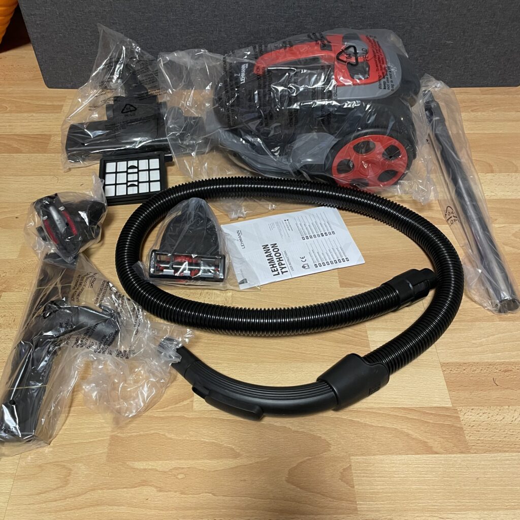 LEHMANN Typhoon Staubsauger Lieferumfang