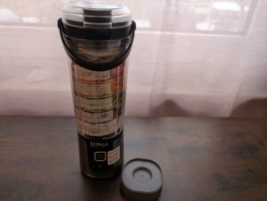 Ninja Blast Smoothie Maker Becher Detail