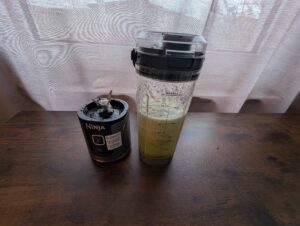 Ninja Blast Smoothie Maker Selleriesmoothie nach dem Mixen