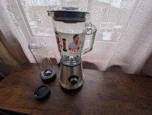 SEVERIN SM 3737 Smoothie Maker Glaskrug auf Basis