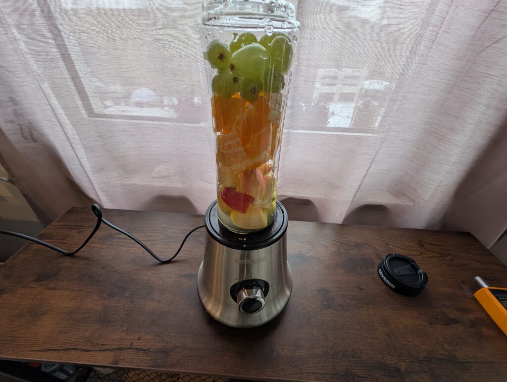 SEVERIN SM 3737 Smoothie Maker Obstsmoothie