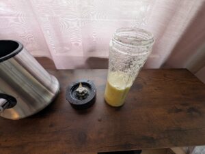 SEVERIN SM 3737 Smoothie Maker Sellerie smoothie nach dem Mixen