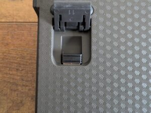 USB-Dongle Slot der HATOR Skyfall 100 Pro Wireless Gaming-Tastatur