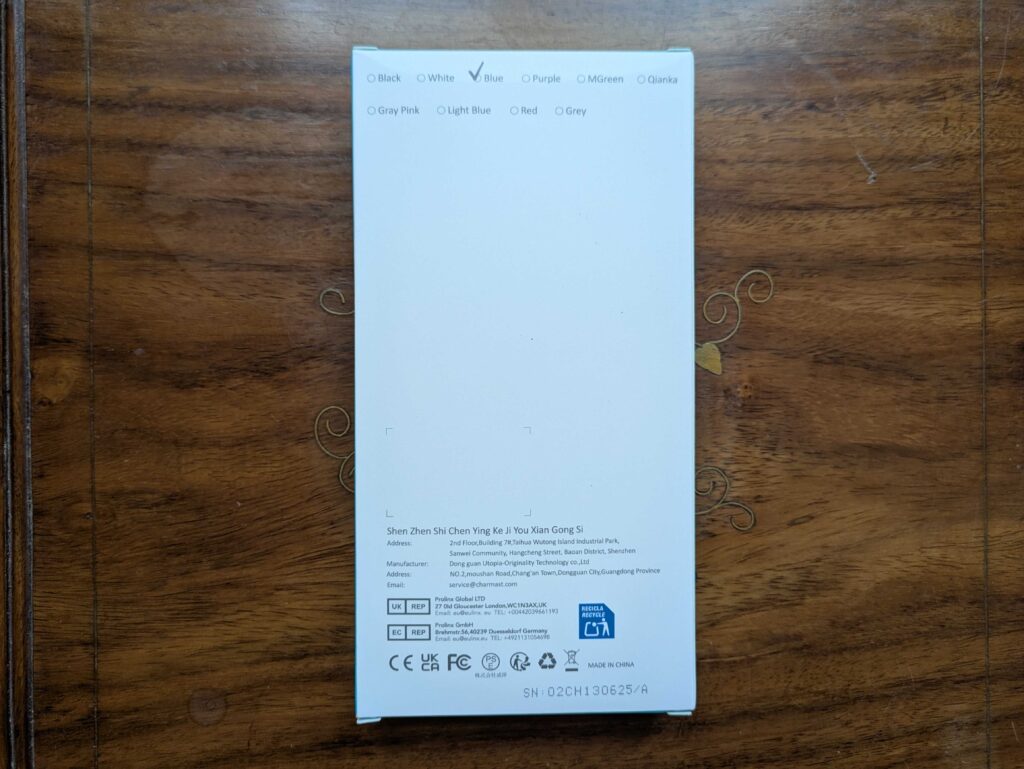 Verpackung der Charmast C2065 Powerbank von hinten