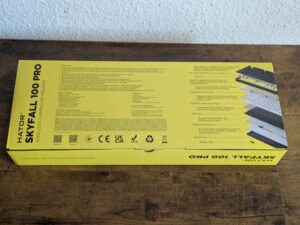 Verpackung der HATOR Skyfall 100 Pro Wireless Gaming-Tastatur von hinten