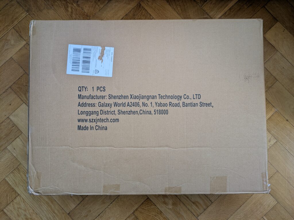 Verpackung des Bagazzia Racingreat Gaming-Stuhls von vorne