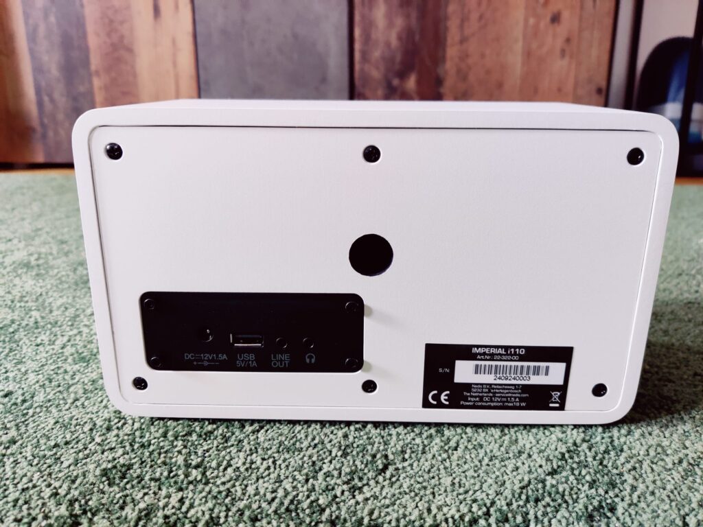 Imperial 22-322-00 i110 Internetradio von hinten