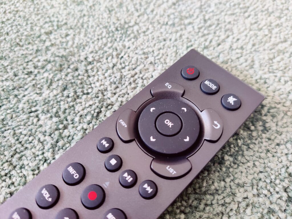 Telestar TOP 250 Internetradio Fernbedienung Tasten