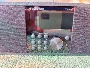 Telestar TOP 250 Internetradio Bedienfeld