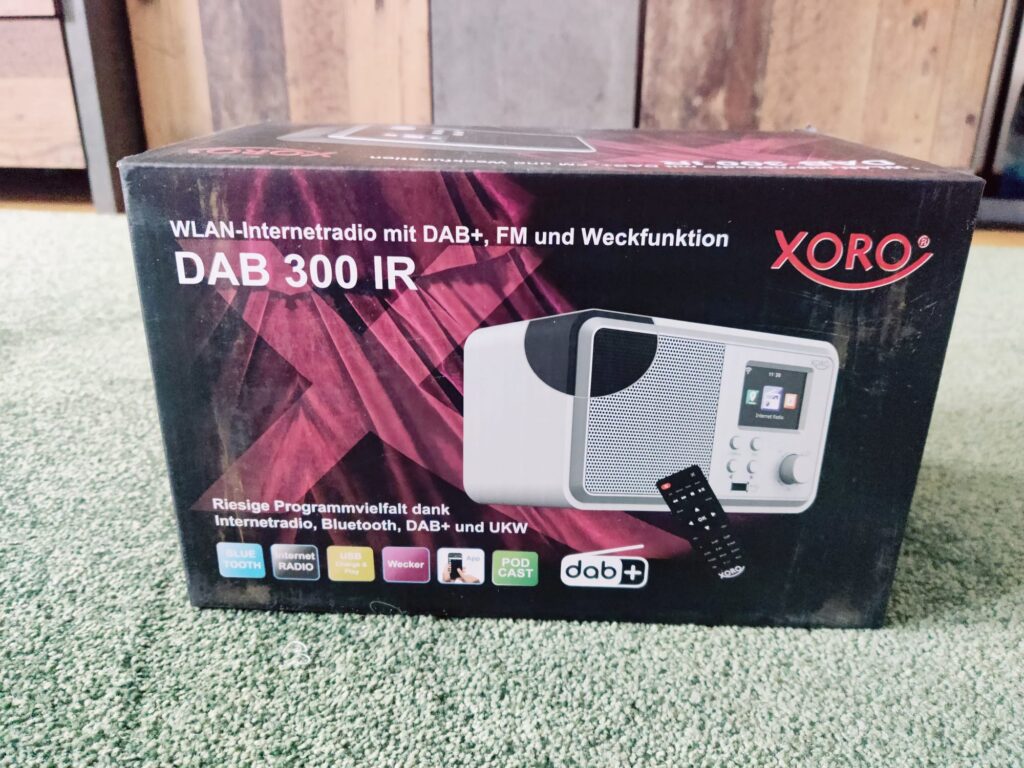 Xoro DAB 300 IR Internetradio Verpackung