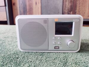 Xoro DAB 300 IR Internetradio von vorne