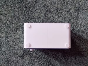 Xoro DAB 300 IR Internetradio von unten