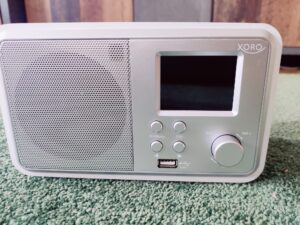 Xoro DAB 300 IR Internetradio Bedienfeld