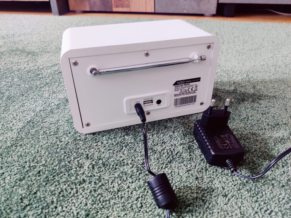 Xoro DAB 300 IR Internetradio mit Netzteil