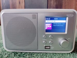 Xoro DAB 300 IR Internetradio DAB+ Senderanzeige