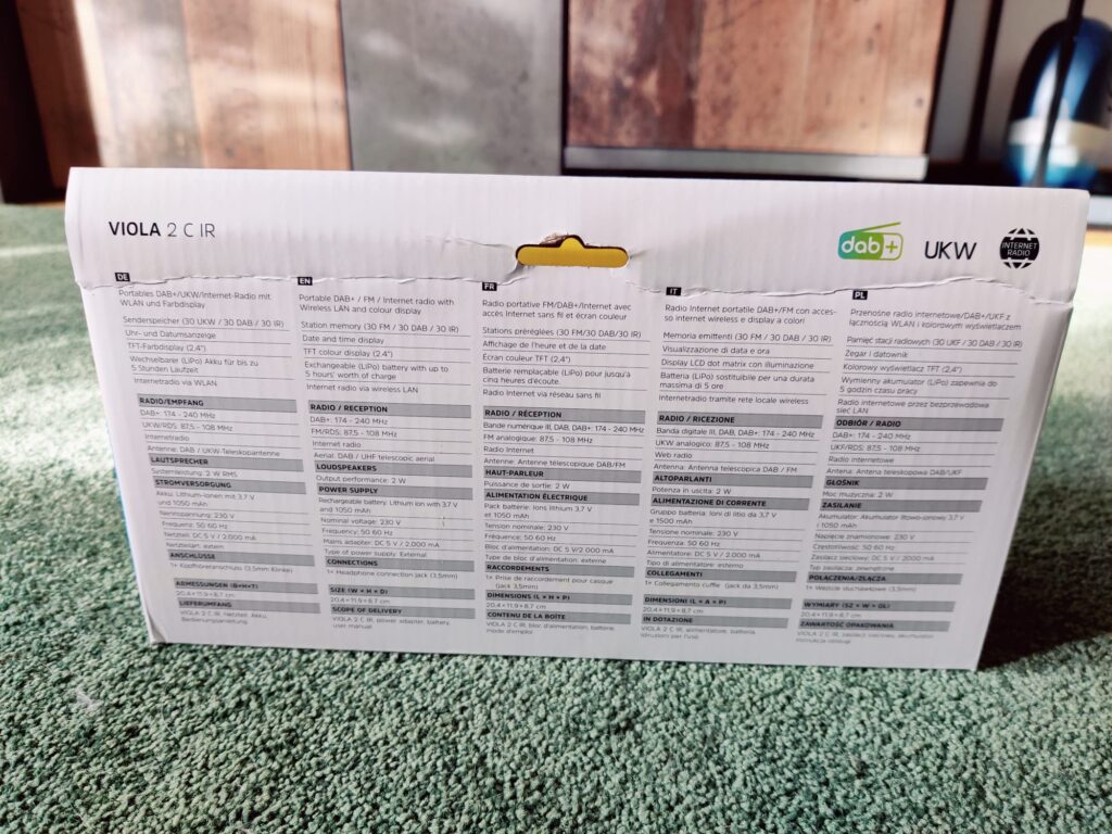 TechniSat VIOLA 2 C IR Internetradio Verpackung Rückseite